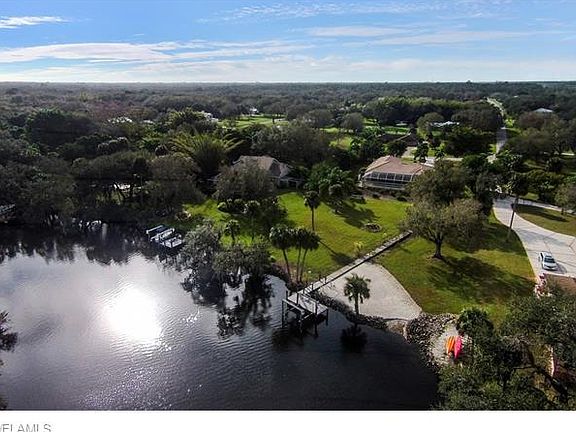 2nd image of 3180 River Grove Cir