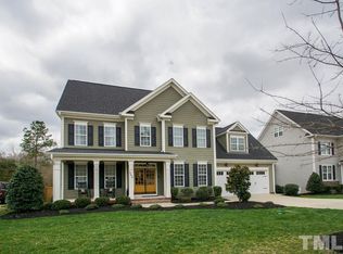 500 Wanderview Ln, Holly Springs, NC 27540