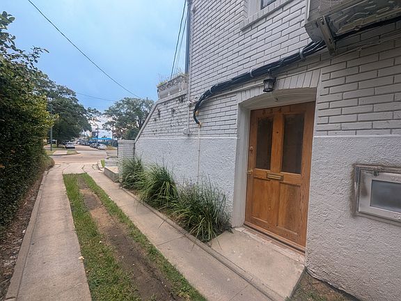 4th image of 5339 Saint Charles Ave #B
