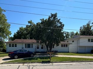 814 Rood Ave, South Beloit, IL 61080