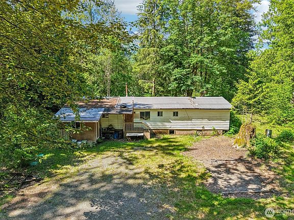 4th image of 42215 May Creek Road