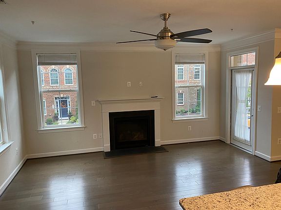 2nd image of 13740 Endeavour Dr APT 209