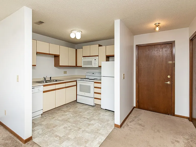 Beaver & Adams Senior Apartments — Photo 10
