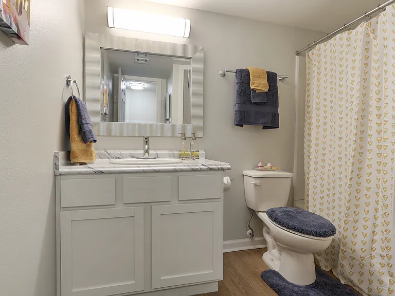 The Mayfair Apartment Homes — Photo 19