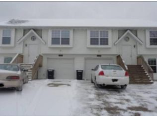 2008 Stratford Ct, Coralville, IA 52241