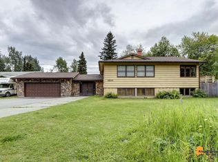 1620 Winterset Dr, Anchorage, AK 99508