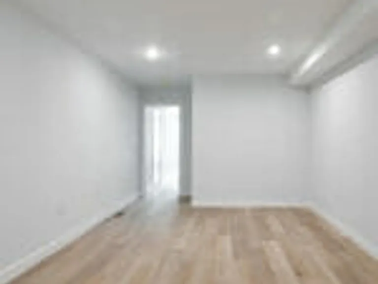 645 Brooklyn St — Photo 13