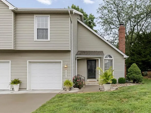 8506 W 109th Ter, Overland Park, KS 66210