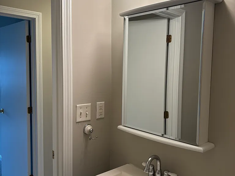 3 New Haven Dr #205 — Photo 8