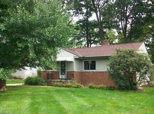 26601 Henry Rd, Bay Village, OH 44140