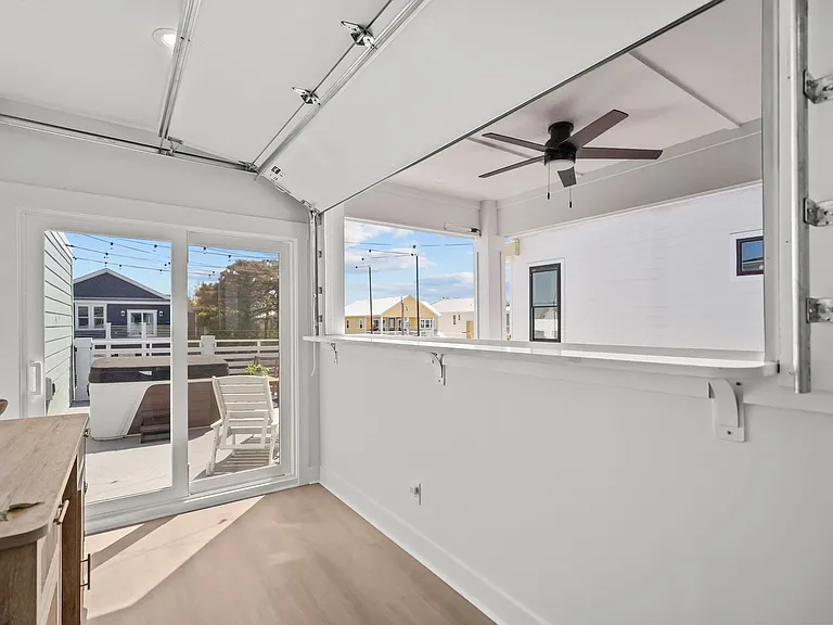 500 N Carolina Ave #2 — Photo 37