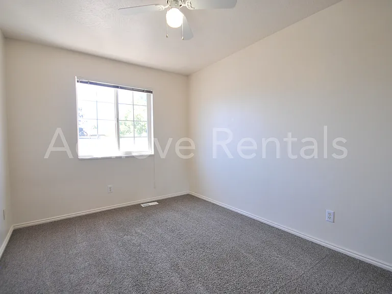 91 Penny Ln — Photo 9