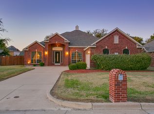 2605 Chambray Ln, Mansfield, TX 76063