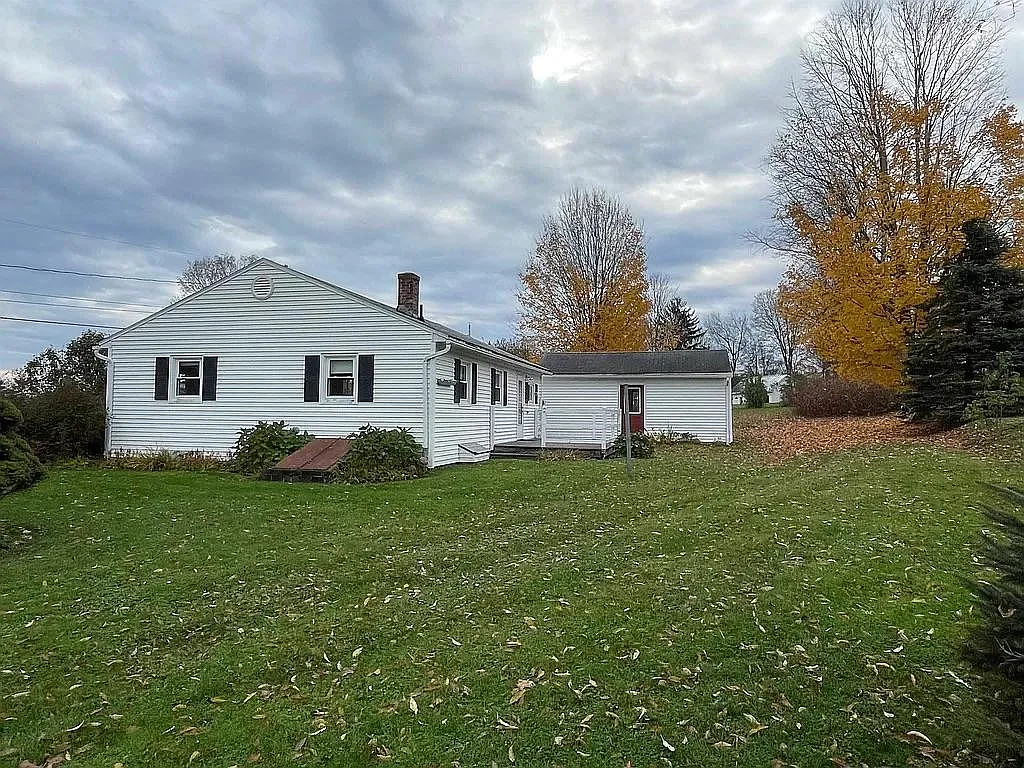 2 bed, 802 sqft, $2,000 — Photo 3