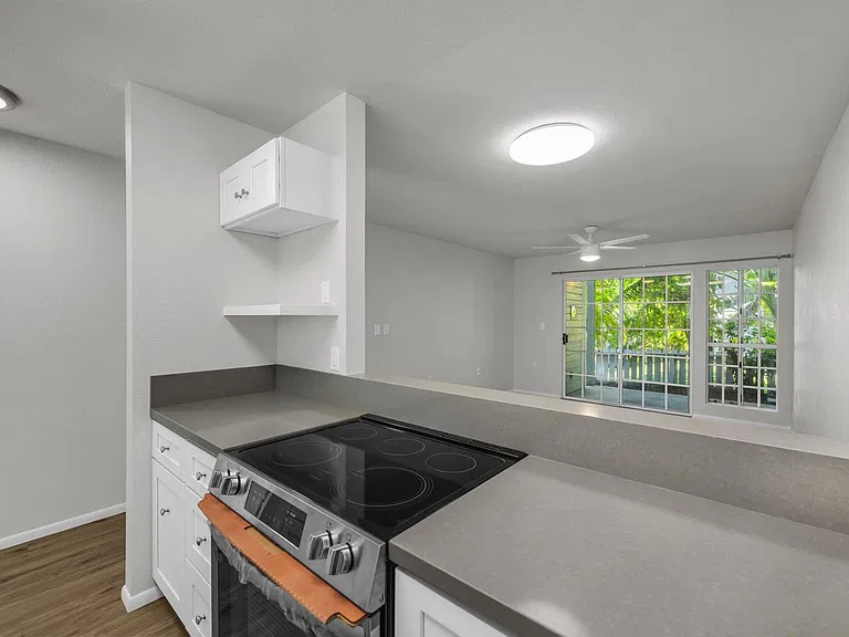 160 Keonekai Rd #27-105 — Photo 6