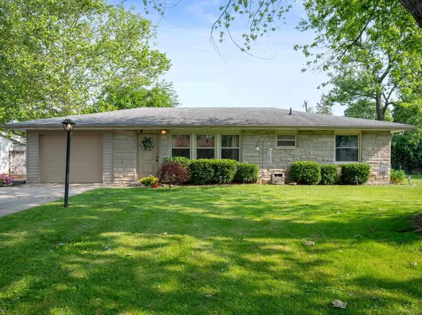 2408 W Sheffield Dr, Muncie, IN 47304