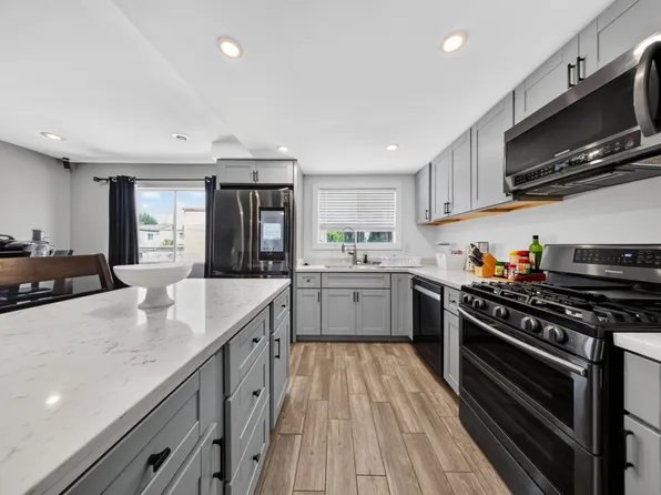 9540 Sepulveda Blvd Unit 11, North Hills, CA 91343