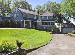71 Bubier Rd, Marblehead, MA 01945