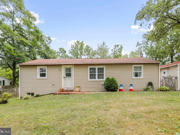 13618 Coppermine Rd, Union Bridge, MD 21791