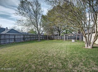 606 Honeysuckle Dr, Madison, MS 39110