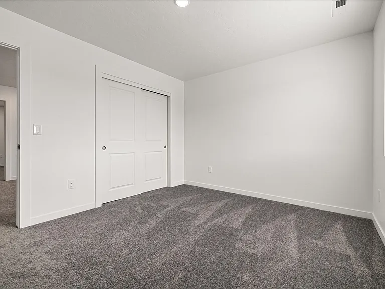 1845 N Black Cyprus Ave — Photo 24