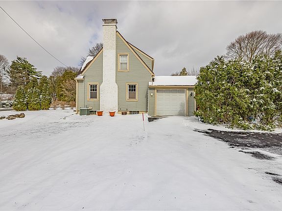 2nd image of 226 Meadow Dr