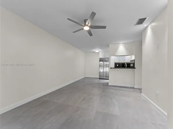 15639 SW 73rd Circle Ter, Miami, FL