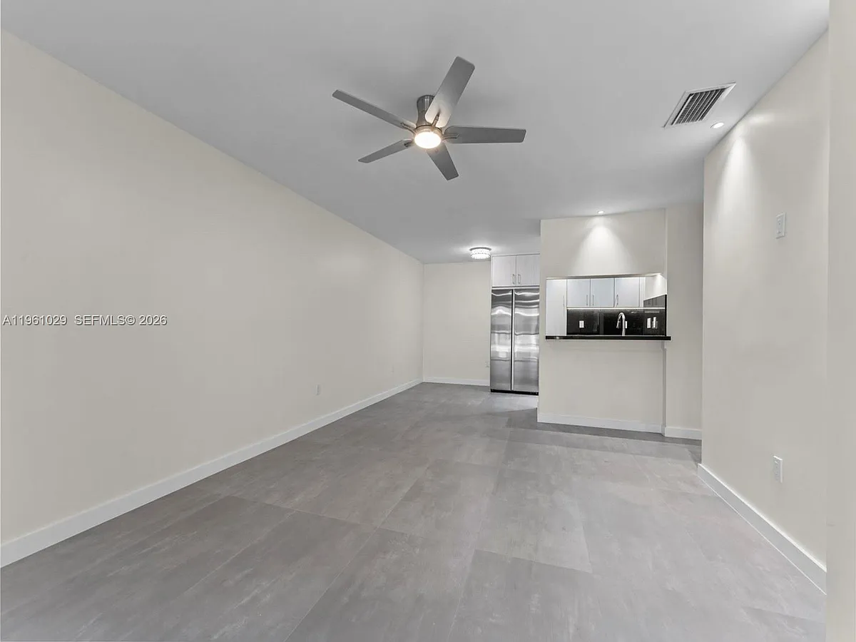 Building Photo - 15639 SW 73rd Circle Ter #74