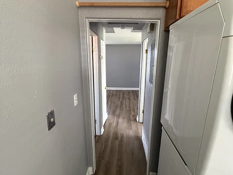 1 bed, 1.0 bath, 620 sqft, $1,350 — Photo 25