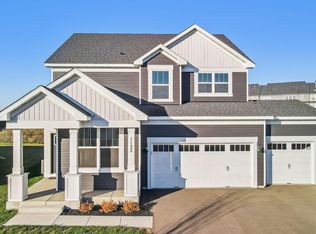 1122 Siesta Dr, Woodbury, MN 55129