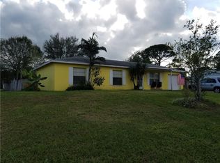715 17th Pl SW, Vero Beach, FL 32962