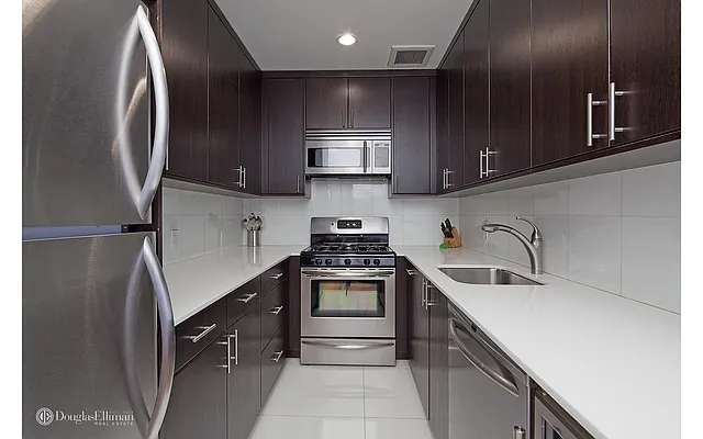 Rented by Douglas Elliman | media 9