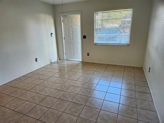 3rd image of 1120 36th St W #A