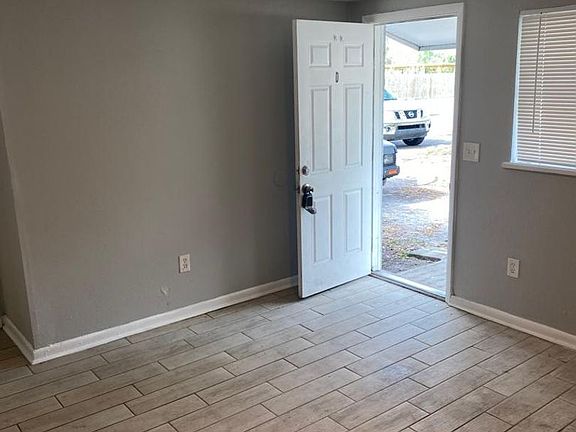 2nd image of 13801 N 20th St APT D