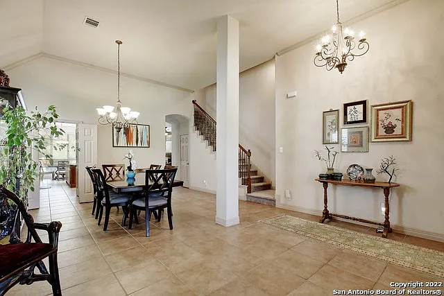 4 bed, 3.5 bath, 3402 sqft, $3,650 — Photo 4
