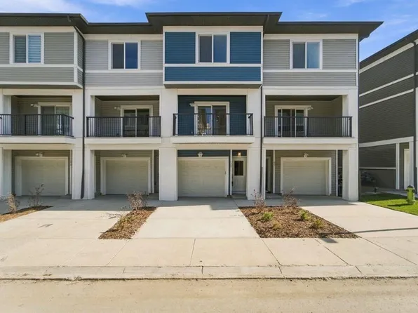 200 E Belmont St SW #46, Calgary, AB T2X 4W8