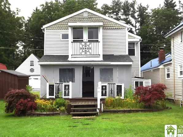 3529 Lake St, Jamestown, NY 14701
