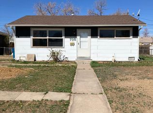 735 Moline St, Aurora, CO 80010
