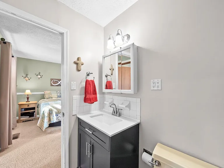 3611 Bahama Dr — Photo 26