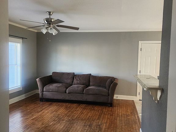 4th image of 113 NE Haskew St