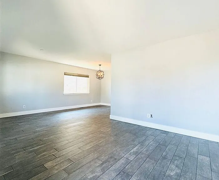 65 Chestnut St — Photo 2
