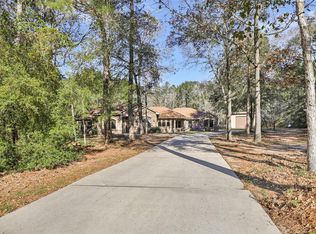 21879 Roberts Ln, New Caney, TX 77357