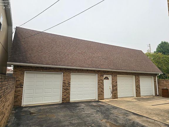 2nd image of 132 N Wilson Ave