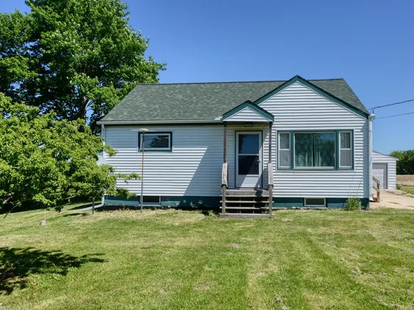 761 W Warren Woods Rd, Galien, MI 49113