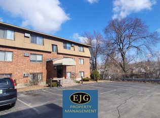 75 Log St APT 2E, Manchester, NH 03102