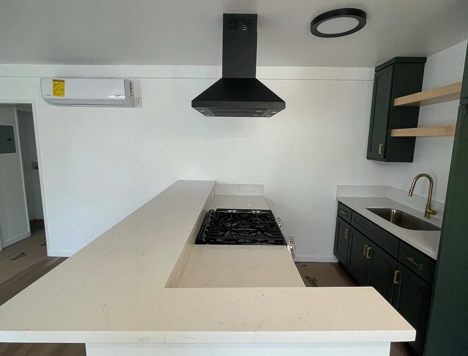 5819 Carlton Way — Photo 4
