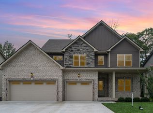 1041 Brightwood Ct, Clarksville, TN 37043