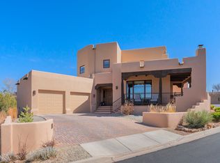62 Avenida Frijoles, Santa Fe, NM 87507