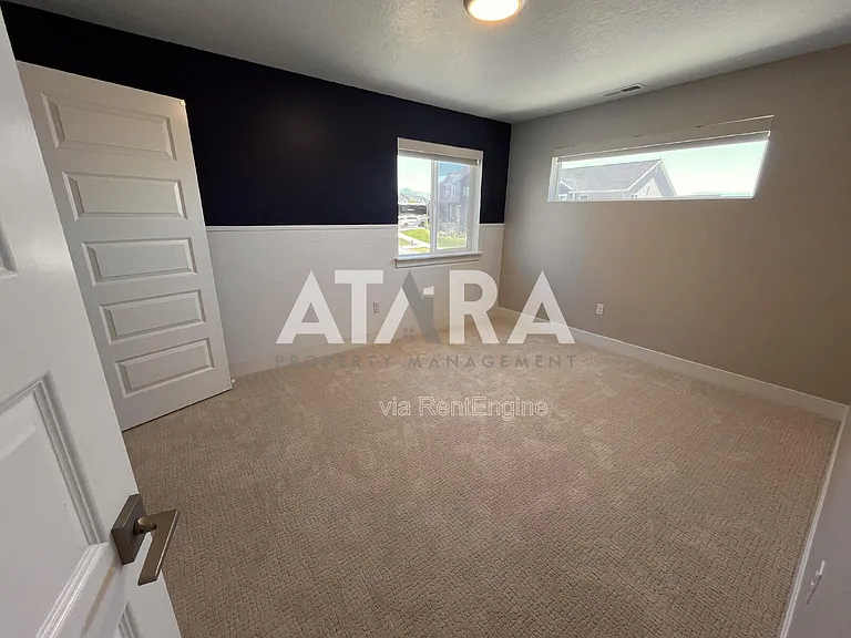 909 Sagehill Dr — Photo 29