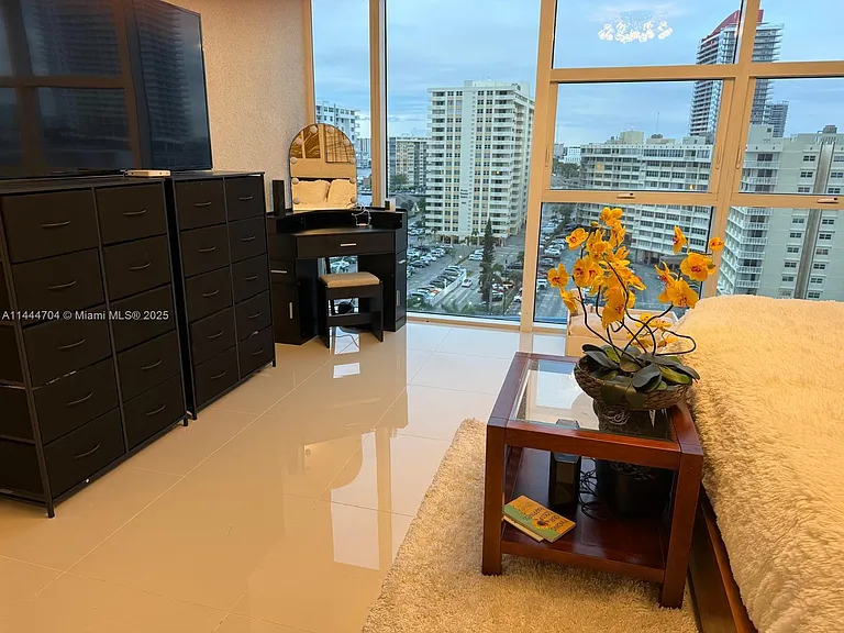 1830 S Ocean Dr #1107 — Photo 29